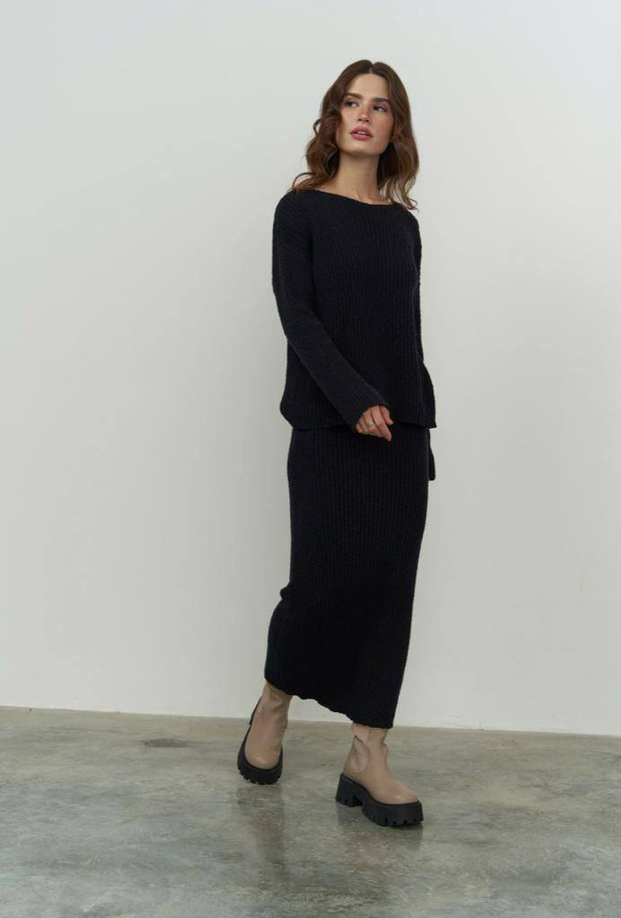 ENSEMBLE PULL & JUPE
